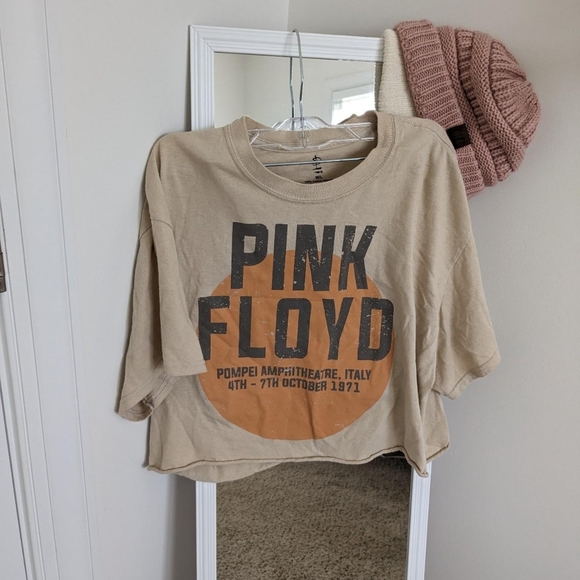 other Tops - Pink Floyd cropped t shirt